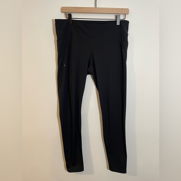 Under Armour Pants - Under Armour Black Heat Gear Full Length Leggings Size Large